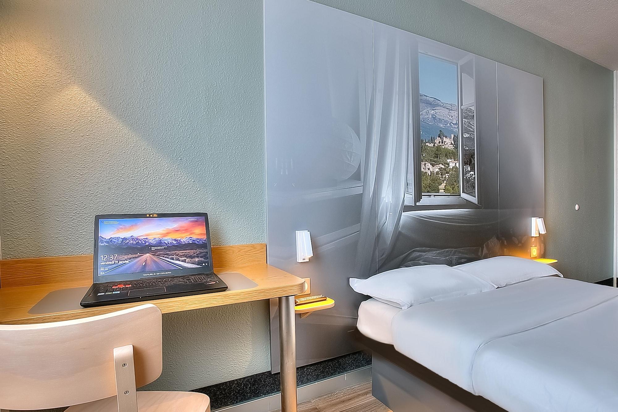 B&B Hotel Antibes Sophia Antipolis Biot Exterior photo