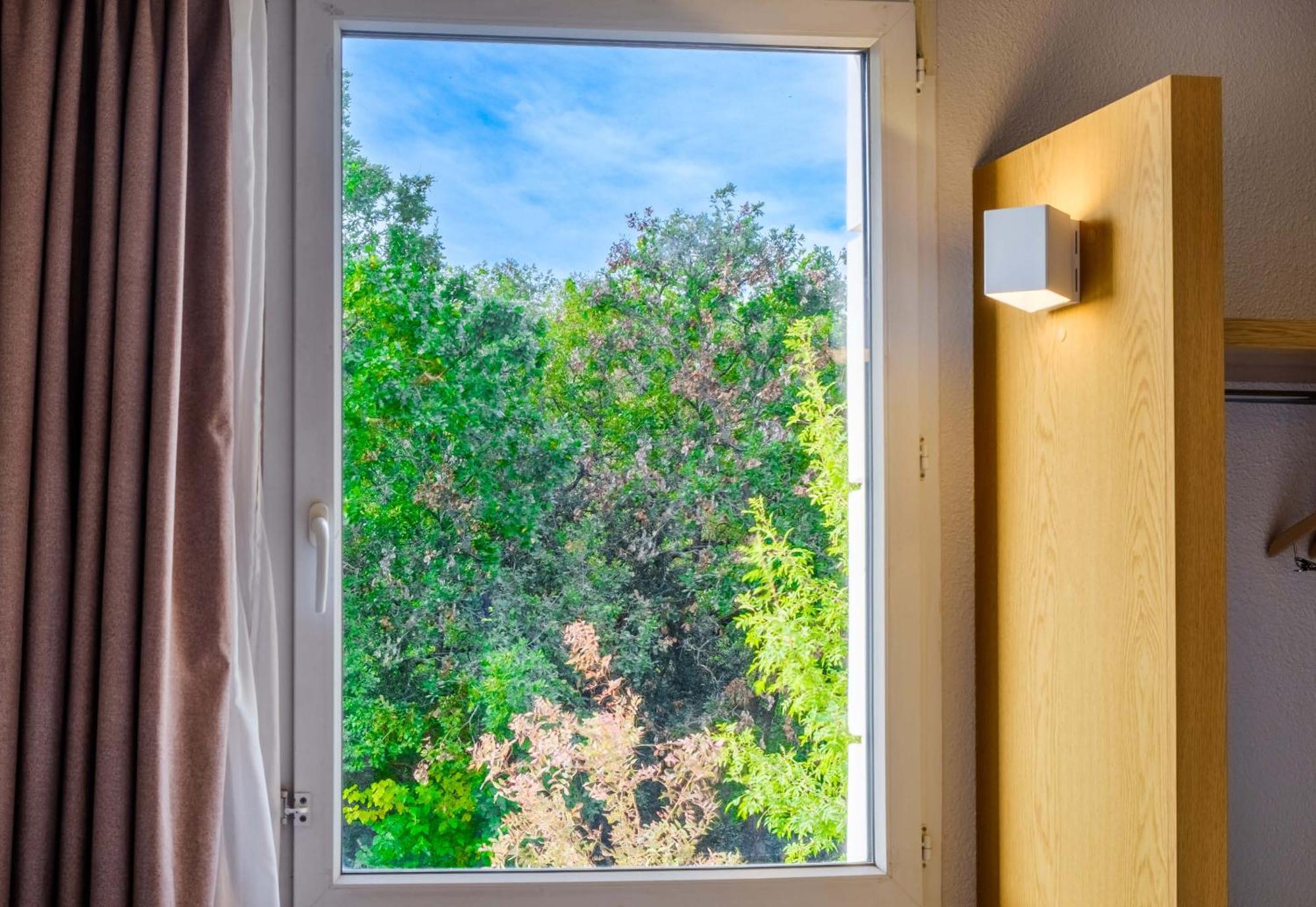 B&B Hotel Antibes Sophia Antipolis Biot Exterior photo